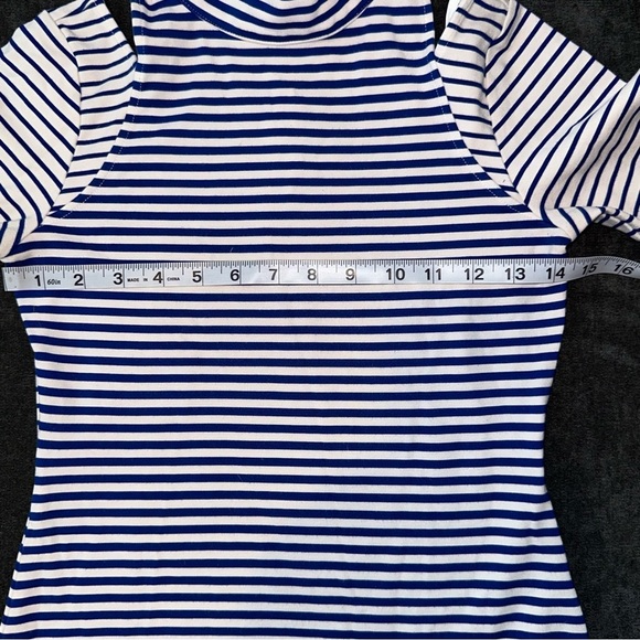 Karen Millen Cold Shoulder 3/4 Sleeve Striped Mock Neck Top, Size 4, Blue White - Picture 7 of 8